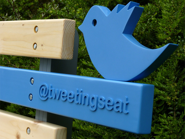 現(xiàn)代化的 Twitter 椅子(二) 現(xiàn)代化的 Twitter 椅子(二)