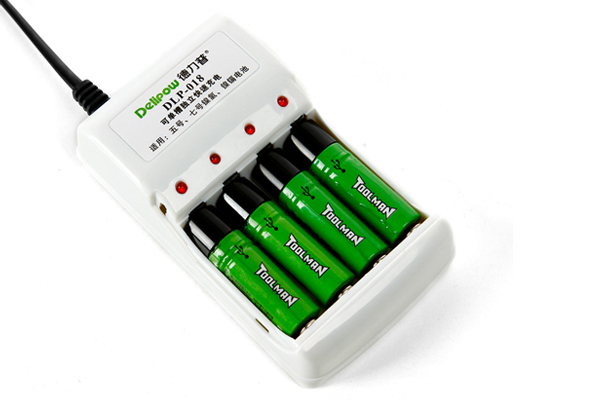 U-BAR USB充電電池(二) U-BAR USB充電電池(二)
