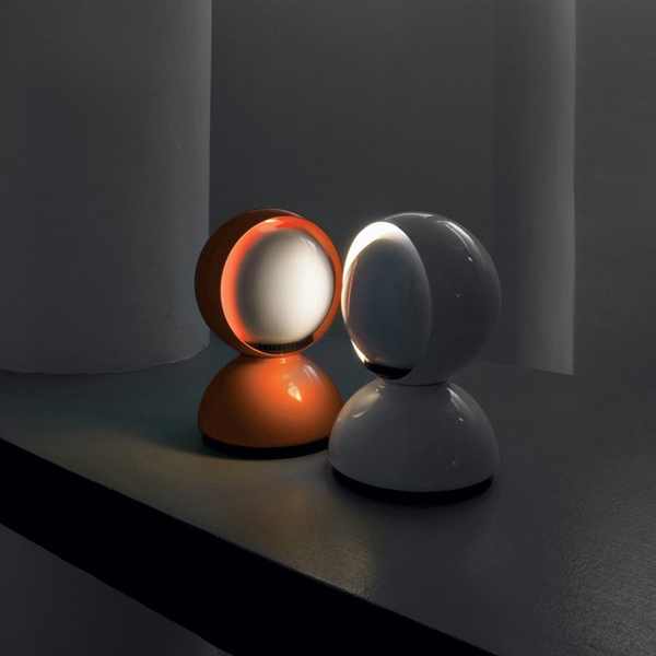 Artemide Eclisse 旋轉臺燈