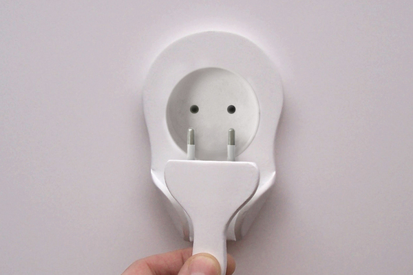 可以放電線插頭的插座（二）