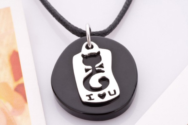 獨(dú)特設(shè)計(jì)情侶掛飾（四）