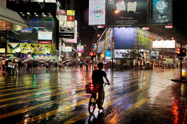動人的雨中香港（二）