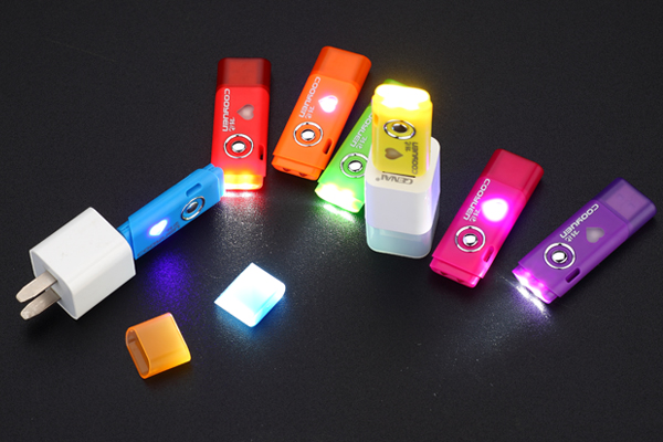 多功能充電手電筒（四）