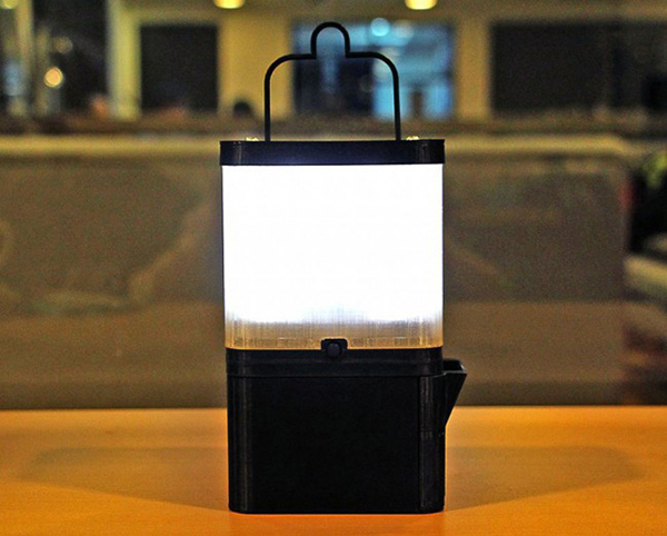 鹽水供電燈