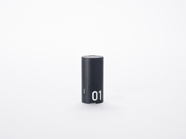 MINIM + AID 應(yīng)急工具包 - 雨衣收音機(jī)、手搖充電設(shè)備